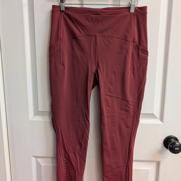 Lululemon Fast & Free Leggings - Picture 7 of 14